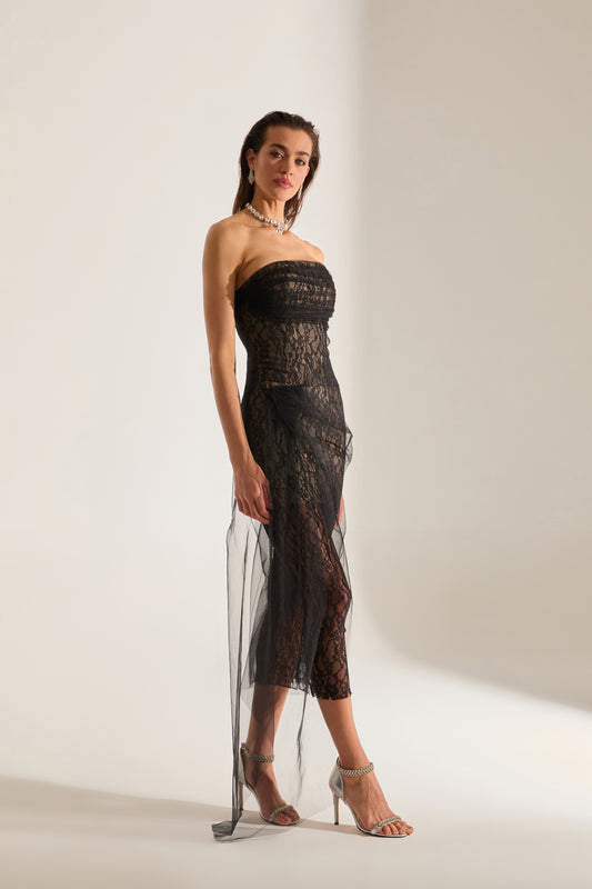 Robe en dentelle noire en tulle drapé Venüs