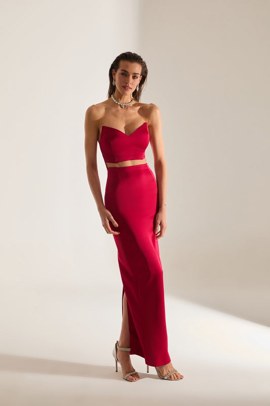 Robe de soirée rouge satin à décolleté en V Mabel Cut Out