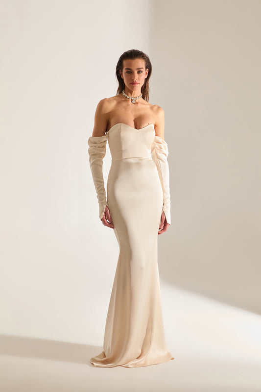 Robe de soirée strapless en satin de poisson Rineta couleur écrue