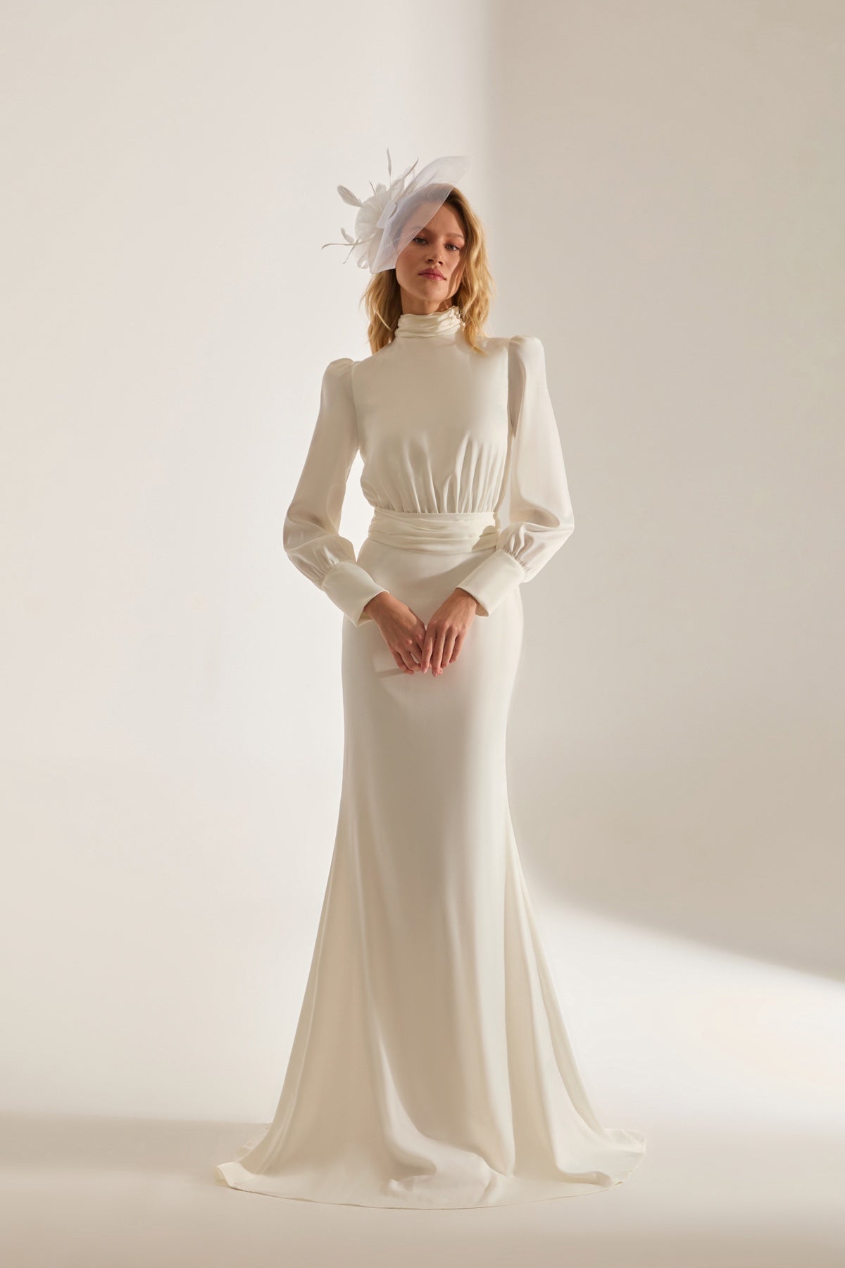 ROBIN WHITE LONG WEDDING DRESS