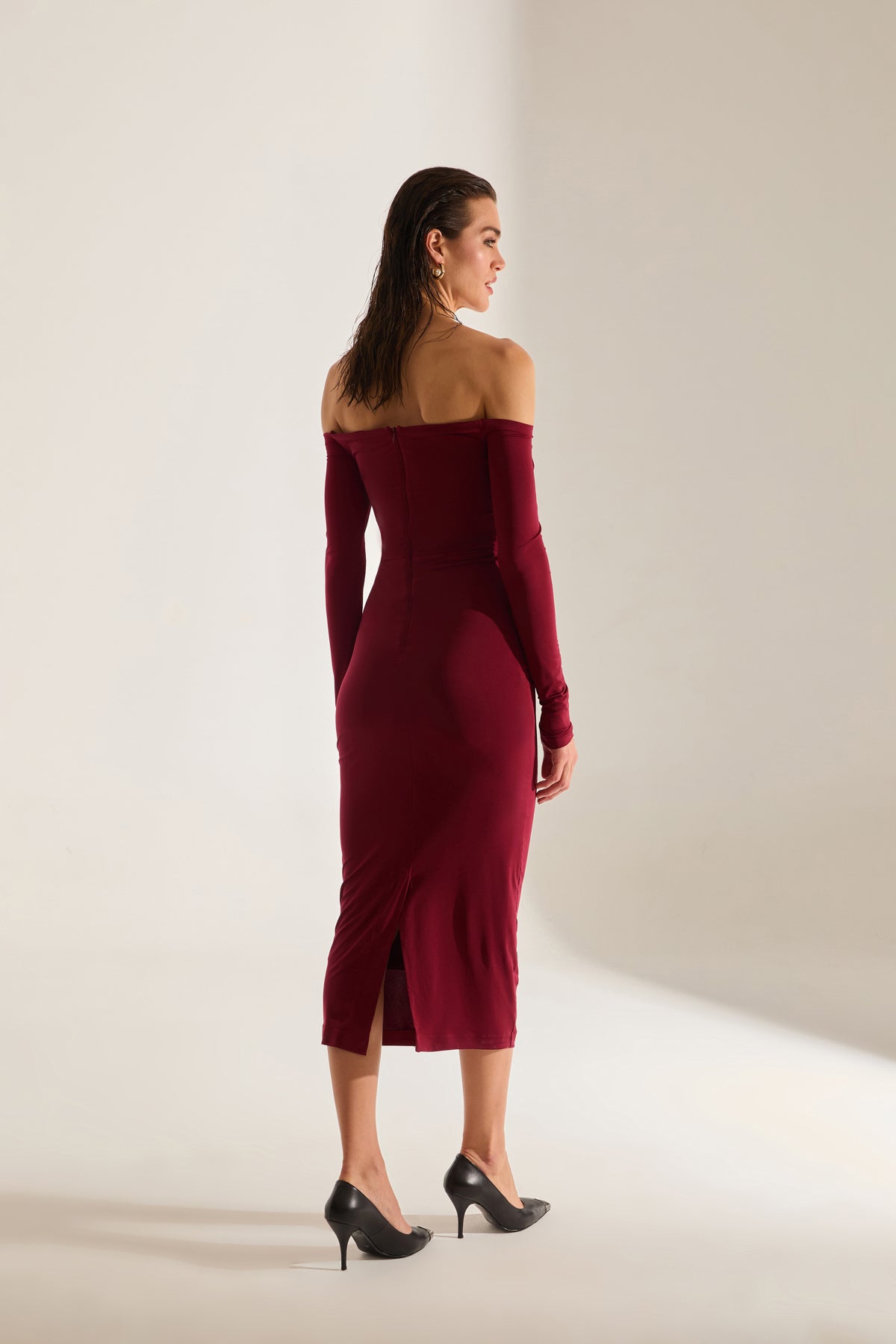 Mathilda Low Shoulder MAROON Midi Dress